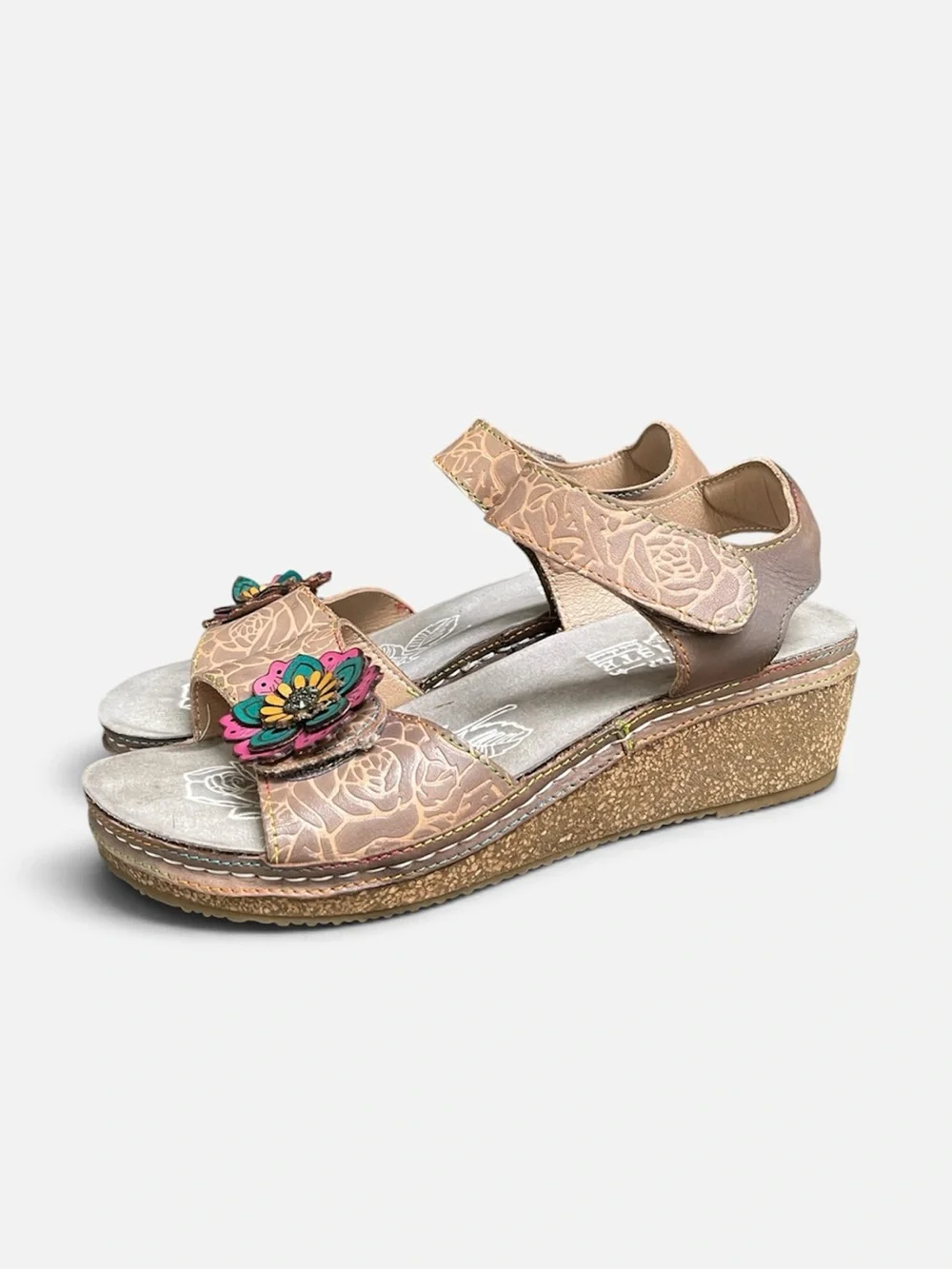 L'Artiste Spring Step “Cuteness”Leather Wedge Sandal in Camel-EU38 (7.5-8)